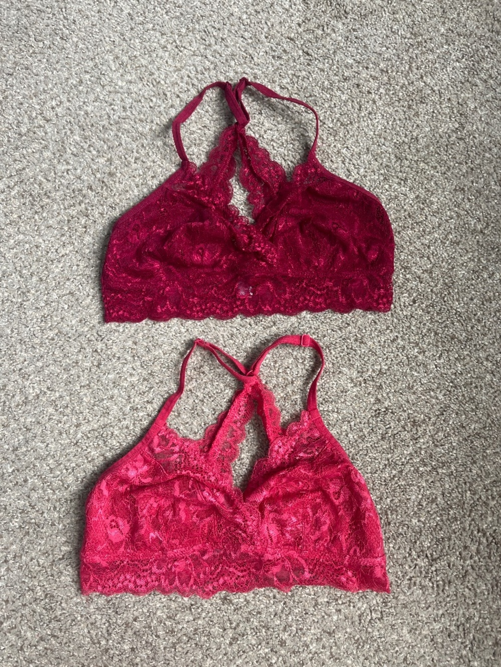 2 bralettes